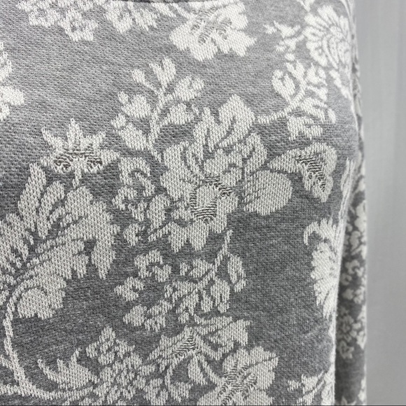 LOFT gray floral print destructed crop sweater L - Picture 9 of 13